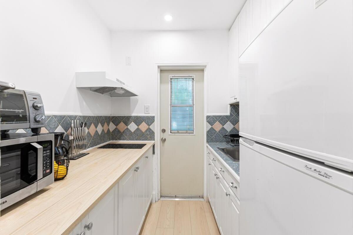Welcoming Airbnb Walkig Distance To Olas Blvd Apartment *